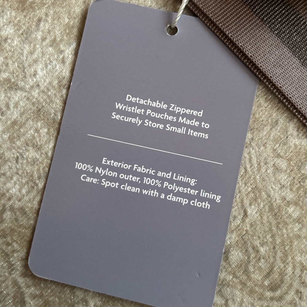 Brand New GAIAM Essentials Duo Wristlet w/ 2 Small Gray Zippered Coin Purses - Picture 3 of 15
